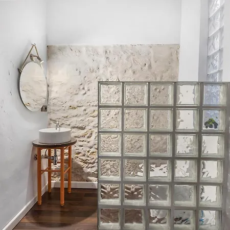 Open-concept Near Market Appartement Alicante