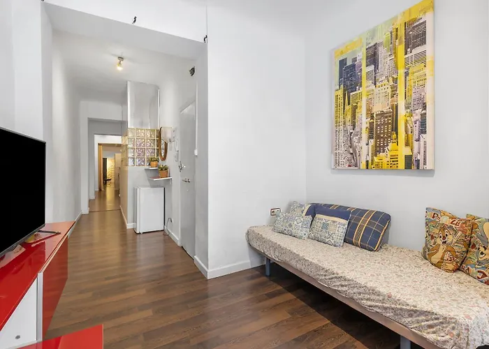 Open-concept Near Market דירה